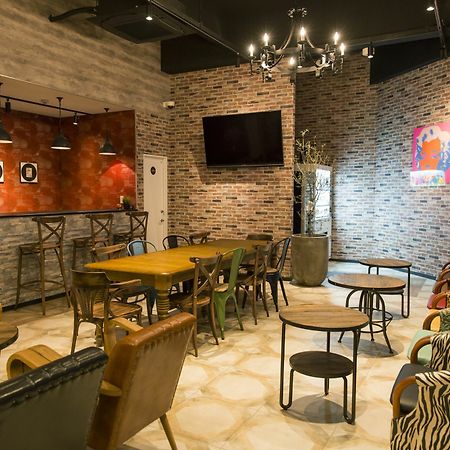 Hostel Viaggio Осака Экстерьер фото